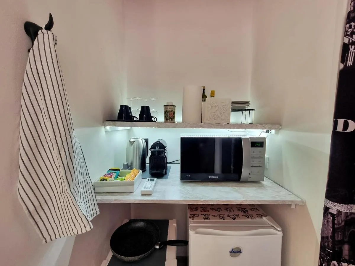 Al Vecchio Carrubo - Lovely 2-Rooms House & Patio Marsala