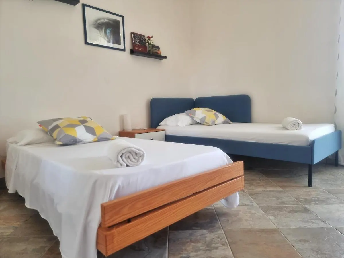 別荘 Al Vecchio Carrubo - Lovely 2-Rooms House & Patio マルサラ